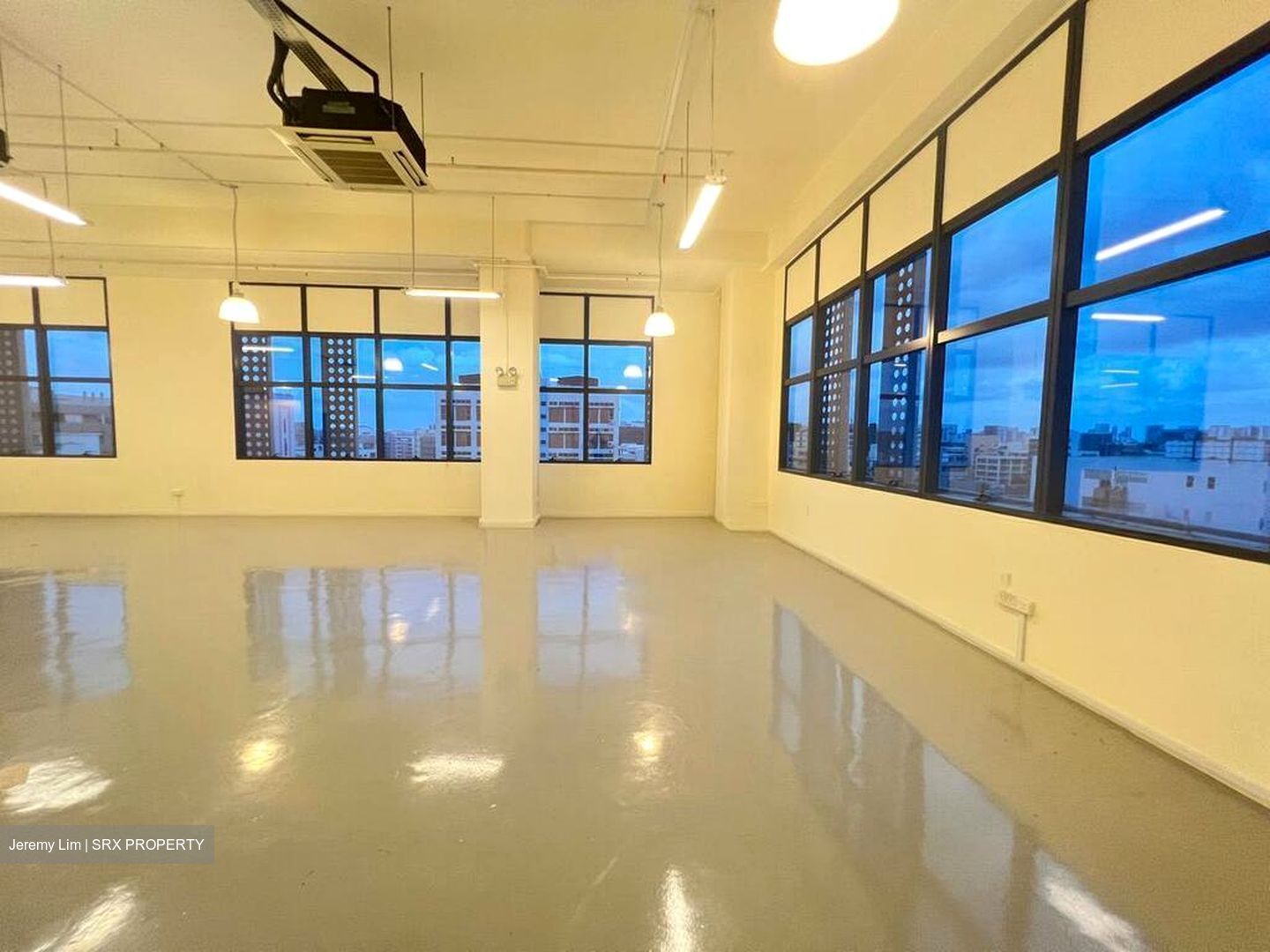 Hh @ Kallang (D13), Factory #513700711